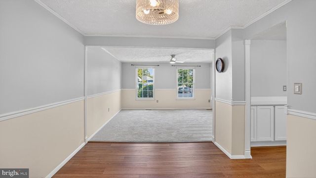 7912 PEPPERBOX LN, Pasadena, MD 21122