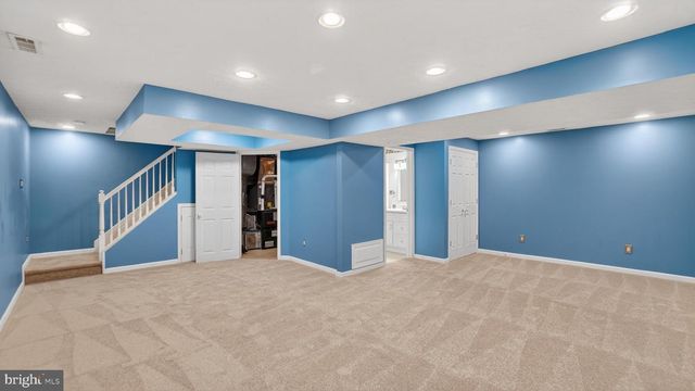 7912 PEPPERBOX LN, Pasadena, MD 21122
