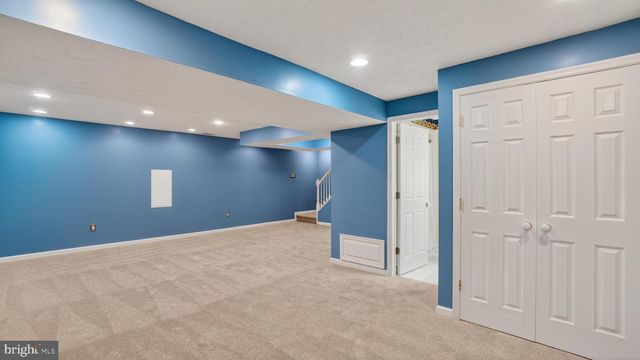 7912 PEPPERBOX LN, Pasadena, MD 21122