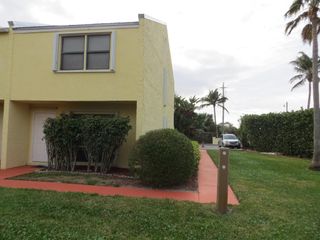 2805 N Highway A1a G, Hutchinson Island, FL 34949