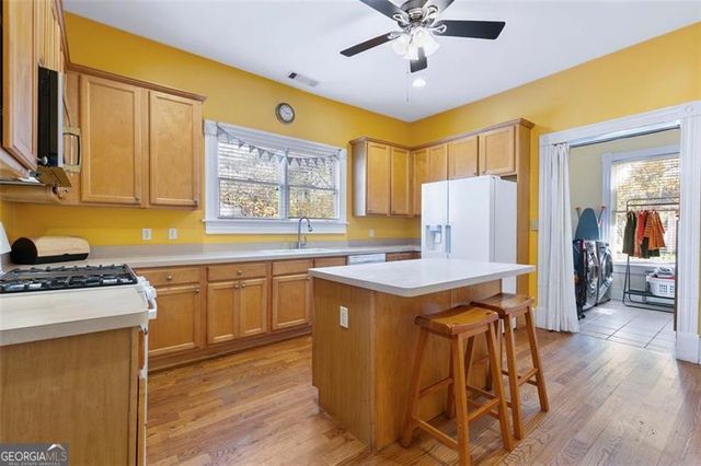 1092 OAK Street, Atlanta, GA 30310