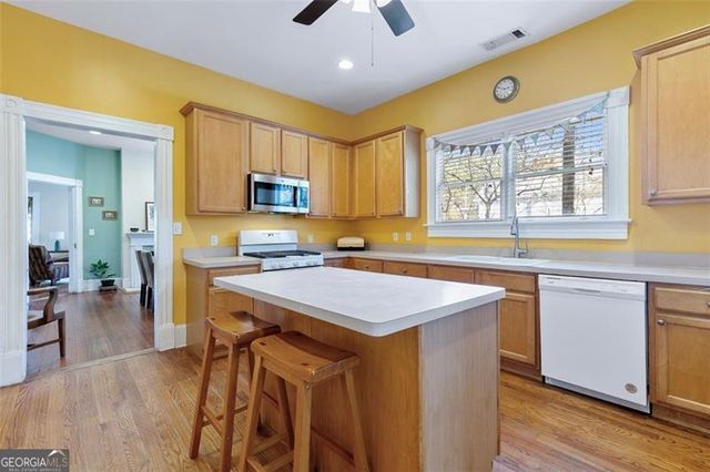 1092 OAK Street, Atlanta, GA 30310