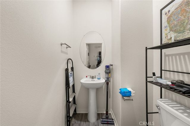 16680 Wyndham Lane 3, Fontana, CA 92336