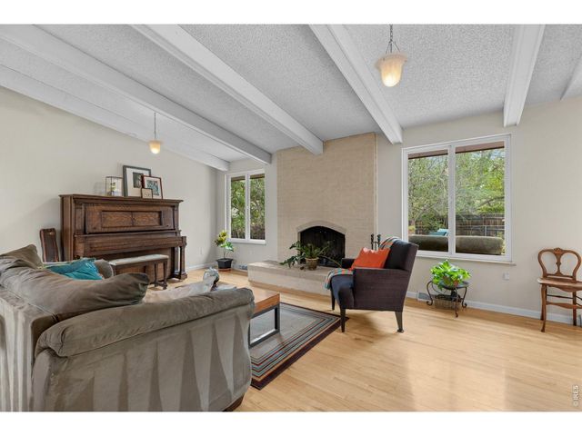 7715 Essex Pl, Boulder, CO 80301
