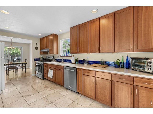 7715 Essex Pl, Boulder, CO 80301