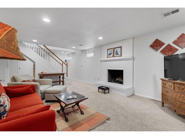 7715 Essex Pl, Boulder, CO 80301