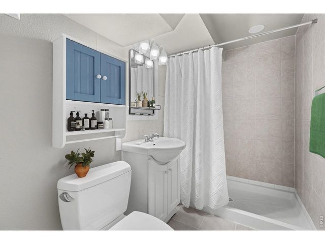 7715 Essex Pl, Boulder, CO 80301