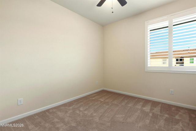 962 W End Street, Carson City, NV 89701