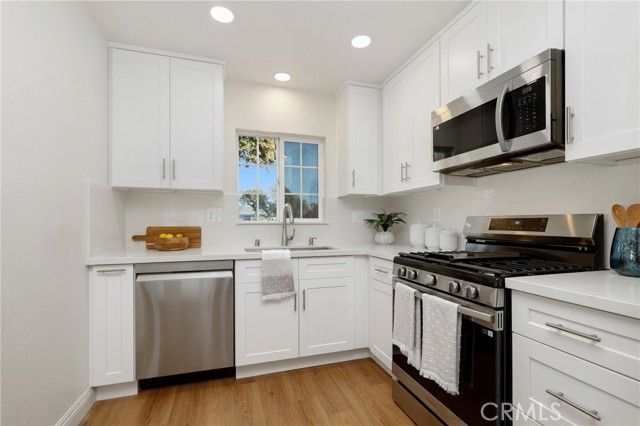 1313 N Crestlane Place, Anaheim, CA 92805