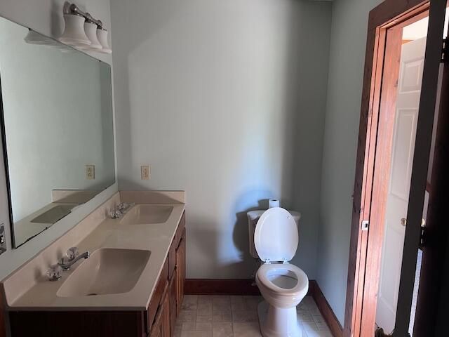 40 W Rigby Street, Manning, SC 29102