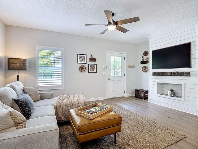 1043 NASH DR 1043, Celebration, FL 34747