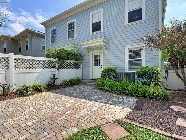 1043 NASH DR 1043, Celebration, FL 34747