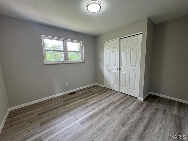 11923 Barkman Drive, St Louis, MO 63146