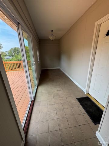 11923 Barkman Drive, St Louis, MO 63146