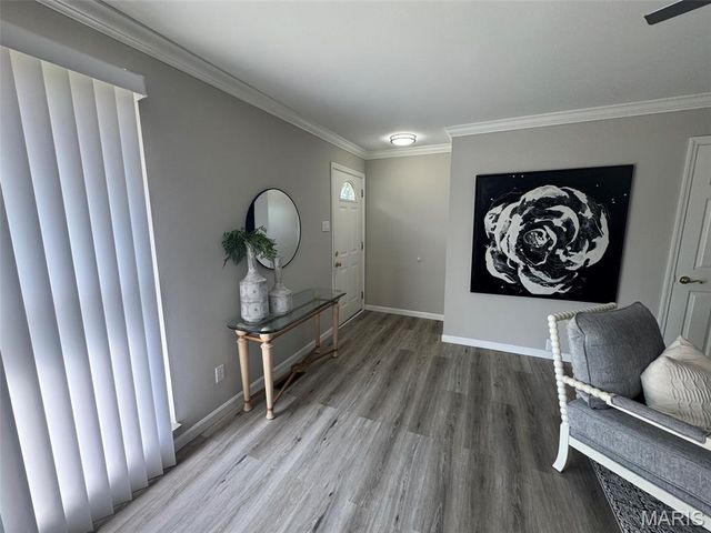 11923 Barkman Drive, St Louis, MO 63146