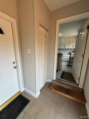 11923 Barkman Drive, St Louis, MO 63146