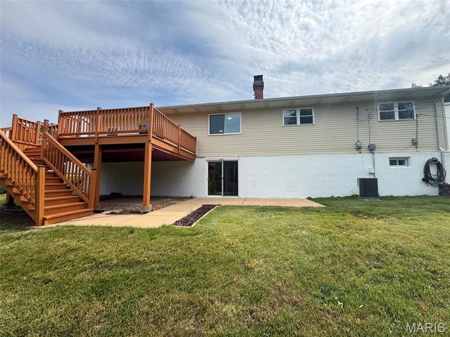 11923 Barkman Drive, St Louis, MO 63146