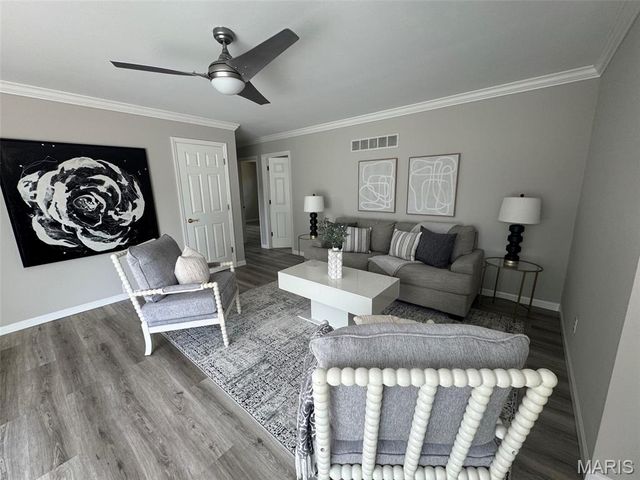 11923 Barkman Drive, St Louis, MO 63146
