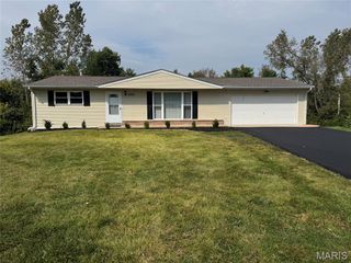 11923 Barkman Drive, St Louis, MO 63146