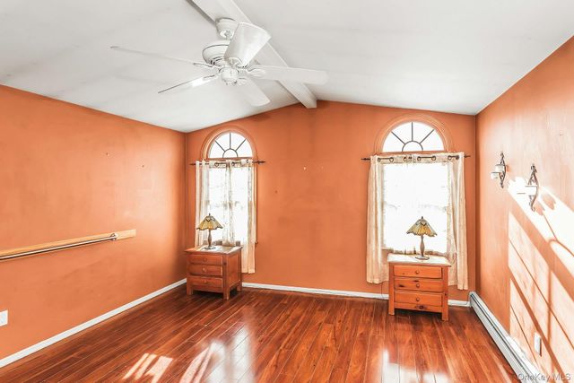 1 Towne Court, Melville, NY 11747