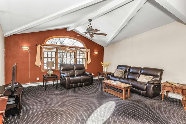 1 Towne Court, Melville, NY 11747