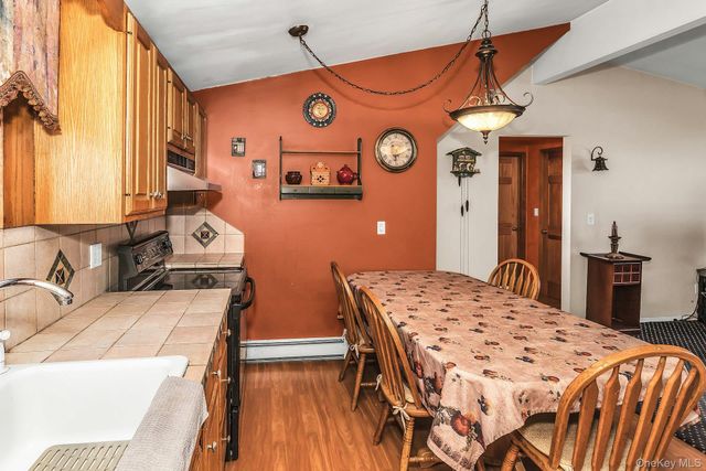 1 Towne Court, Melville, NY 11747