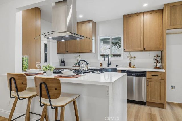 6119 Haas, Los Angeles, CA 90047