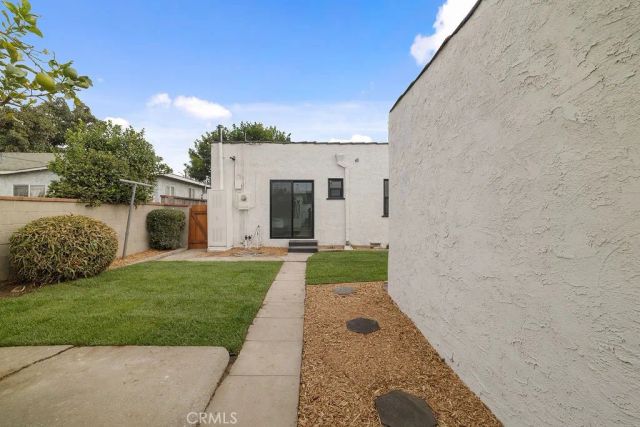 6119 Haas, Los Angeles, CA 90047