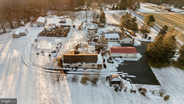 107 W RIDGE RD, Dillsburg, PA 17019