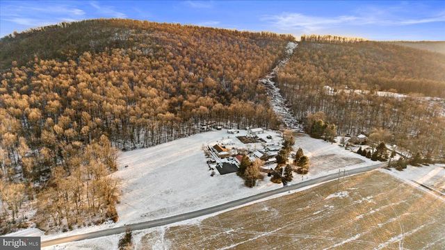 107 W RIDGE RD, Dillsburg, PA 17019