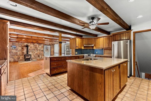 107 W RIDGE RD, Dillsburg, PA 17019