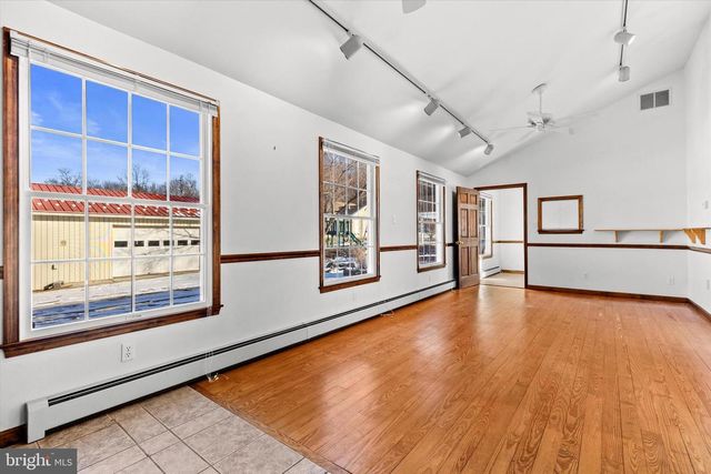 107 W RIDGE RD, Dillsburg, PA 17019