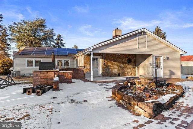 107 W RIDGE RD, Dillsburg, PA 17019