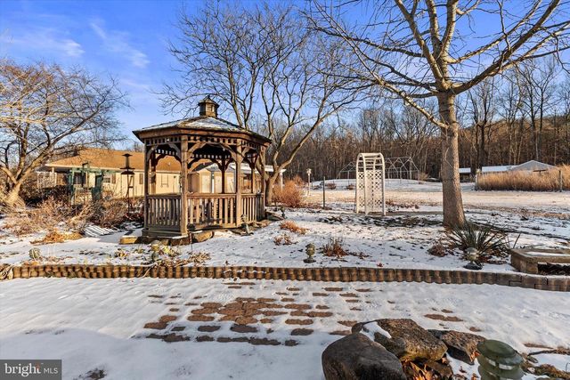 107 W RIDGE RD, Dillsburg, PA 17019