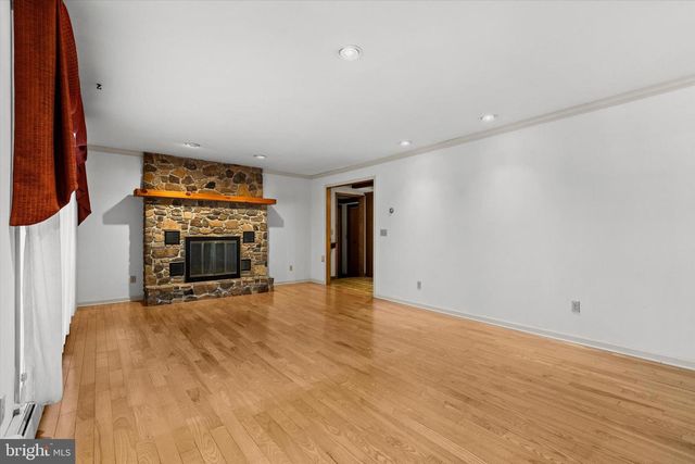 107 W RIDGE RD, Dillsburg, PA 17019