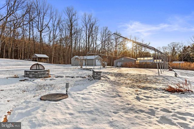 107 W RIDGE RD, Dillsburg, PA 17019