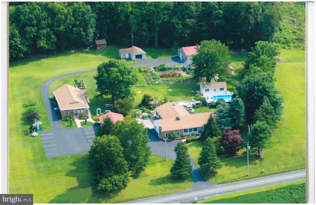 107 W RIDGE RD, Dillsburg, PA 17019