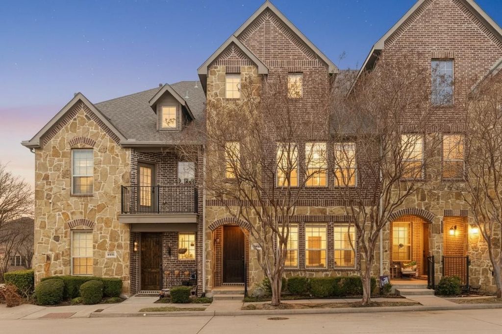 4405 Riverview Drive, Carrollton, TX 75010