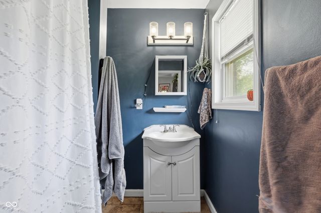 6845 Walton Street, Indianapolis, IN 46241