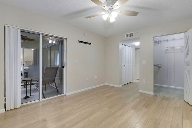 236 VILLAGE Boulevard 1106, Tequesta, FL 33469
