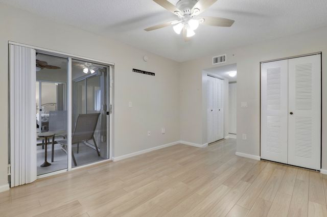 236 VILLAGE Boulevard 1106, Tequesta, FL 33469