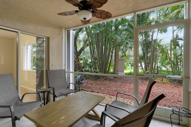 236 VILLAGE Boulevard 1106, Tequesta, FL 33469