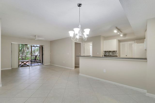 236 VILLAGE Boulevard 1106, Tequesta, FL 33469