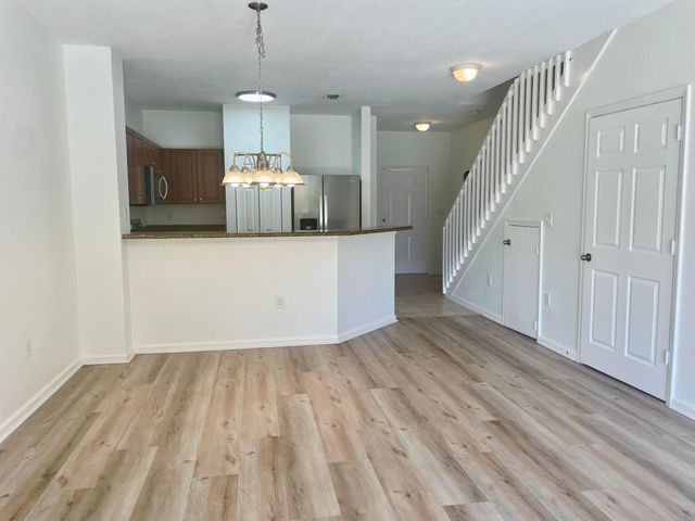 5176 SE Mariner Garden Circle, Stuart, FL 34997