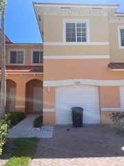 5176 SE Mariner Garden Circle, Stuart, FL 34997