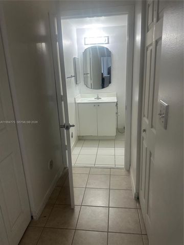 11050 SW 196th St 113, Cutler Bay, FL 33157