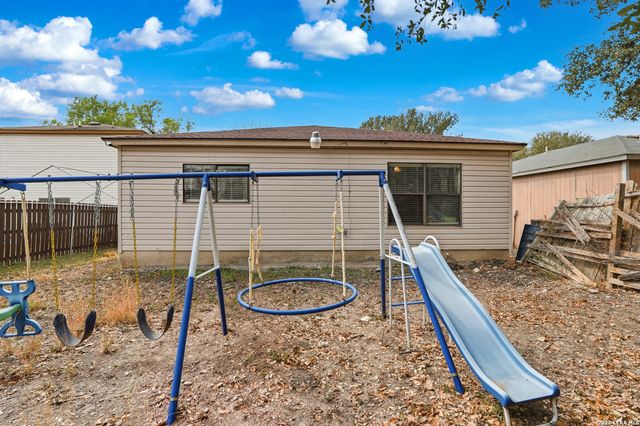 3518 cameron, San Antonio, TX 78244