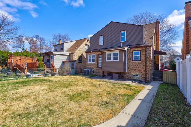 1644 N 73rd Court, Elmwood Park, IL 60707
