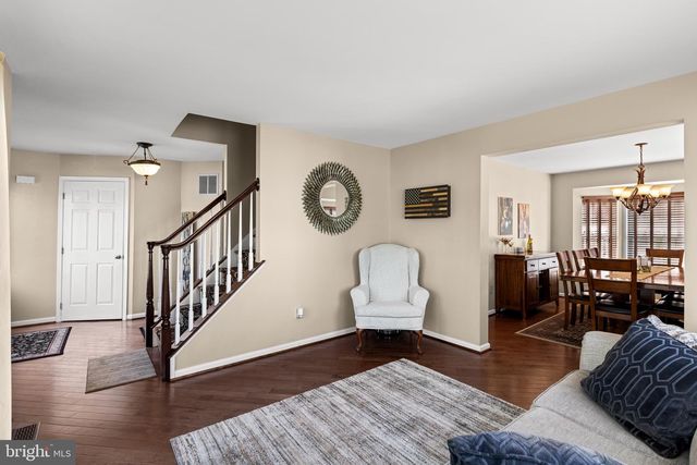 33 MORRIS DRIVE, Sicklerville, NJ 08081