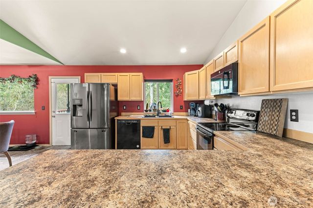 23406 33rd Place NE, Granite Falls, WA 98252